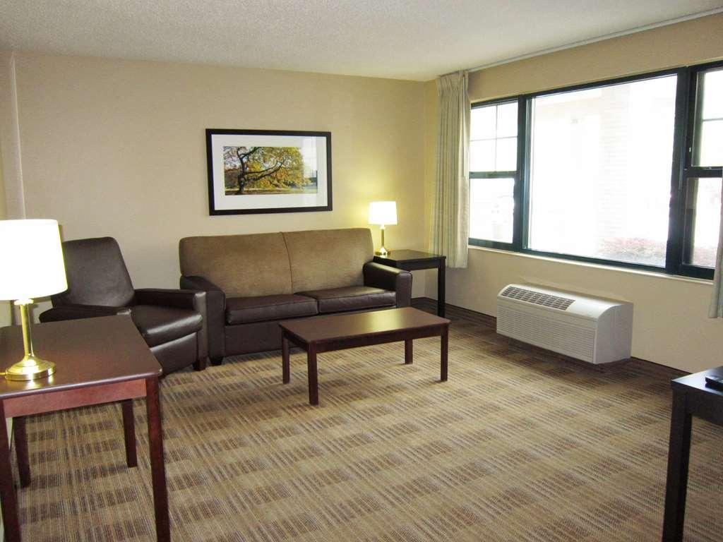 Sonesta Simply Suites Lafayette Airport Rom bilde